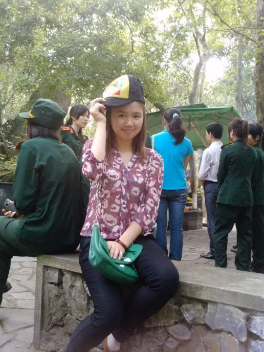 Điều không thích nhất ở bản thân Hạnh là: đôi lúc quá giản dị trong việc lựa chọn trang phục và không thích nghi nhanh trong môi trường mới, mong đợi nhất ở cuộc thi này: đối với một sinh viên năm 2, đây là cơ hội để Hạnh có thể tham gia cuộc thi, mong rằng cuộc thi này sẽ trở thành một dấu ấn đáng yêu và đáng nhớ cho quãng đời sinh viên của Hạnh Điều không thích nhất ở bản thân Hạnh là: đôi lúc quá giản dị trong việc lựa chọn trang phục và không thích nghi nhanh trong môi trường mới, mong đợi nhất ở cuộc thi này: đối với một sinh viên năm 2, đây là cơ hội để Hạnh có thể tham gia cuộc thi, mong rằng cuộc thi này sẽ trở thành một dấu ấn đáng yêu và đáng nhớ cho quãng đời sinh viên của Hạnh