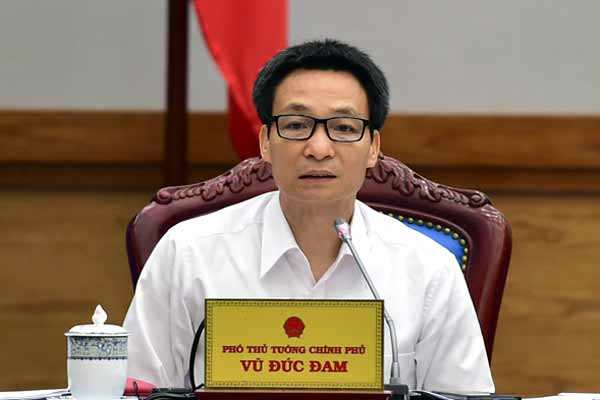 Phó Thủ tướng Vũ Đức Đam, ảnh của Văn phòng Chính phủ. Phó Thủ tướng Vũ Đức Đam, ảnh của Văn phòng Chính phủ.