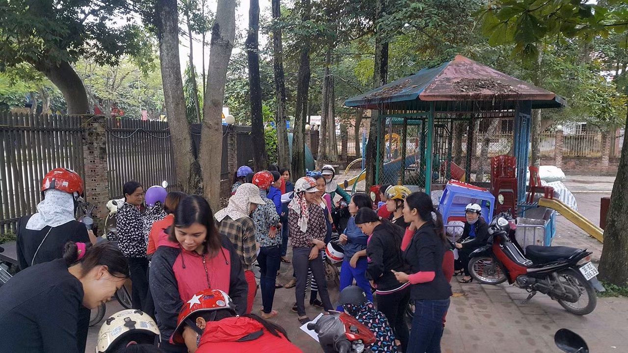 Nhiều giáo viên huyện Yên Định bỗng dưng thất nghiệp (ảnh: XUÂN QUANG). Nhiều giáo viên huyện Yên Định bỗng dưng thất nghiệp (ảnh: XUÂN QUANG).