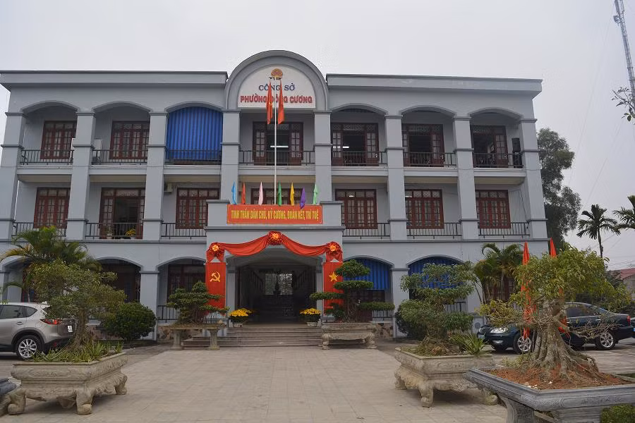 Trụ sở UBND phường Đông Cương (ảnh: MINH THẢO). Trụ sở UBND phường Đông Cương (ảnh: MINH THẢO).