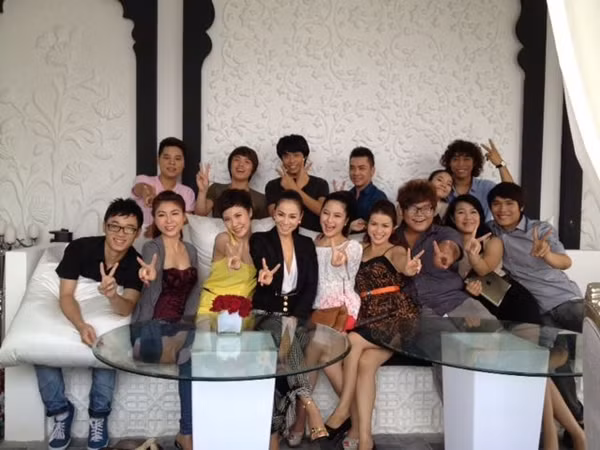 Muôn vẻ 'ăn chơi, tập tành' 4 đội chơi The Voice ảnh 12