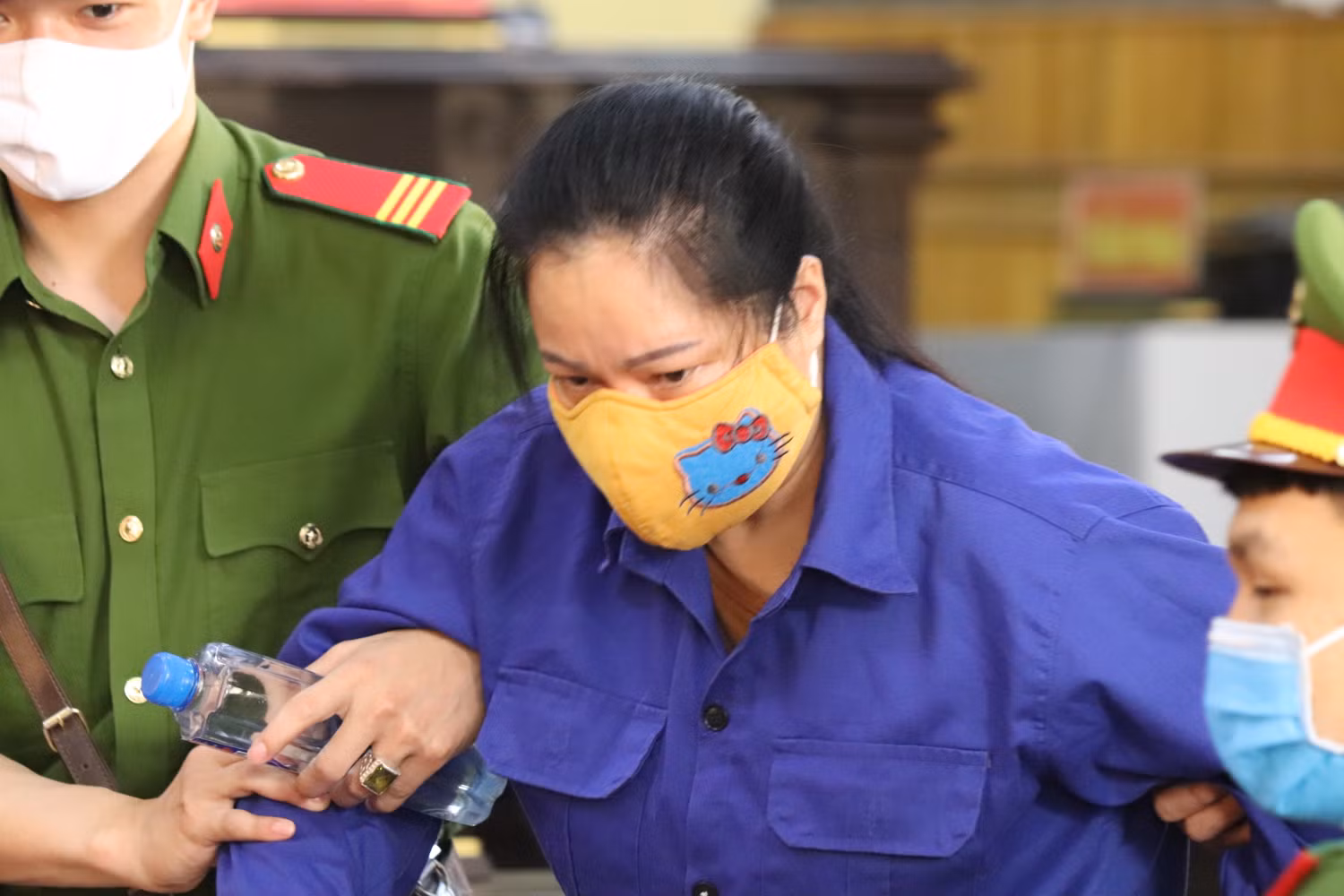 Bị cáo Hoàng Thị Thành bị đề nghị mức án từ 2-3 năm tù về tội Đưa hối lộ. Ảnh: Vũ Phương.