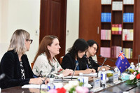 Dự kiến tăng cường quyền tự chủ, công khai của các bên hợp tác, đầu tư với nước ngoài trong giáo dục