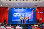 Trường ĐH Hùng Vương TPHCM tuyên dương, trao học bổng cho võ sĩ Huỳnh Hà Hữu Hiếu