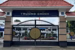 Một lớp THPT Trường Chinh cuối năm học vẫn đóng quỹ lớp, hiệu trưởng chỉ đạo trả lại tiền