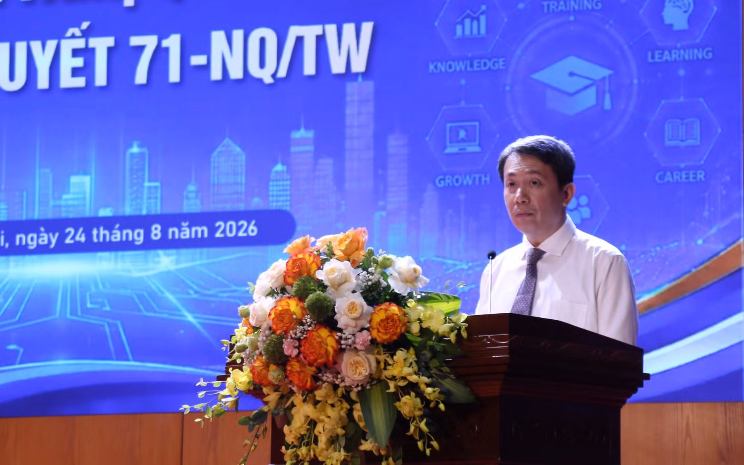 thu-truong-pham-quang-hung.jpg
