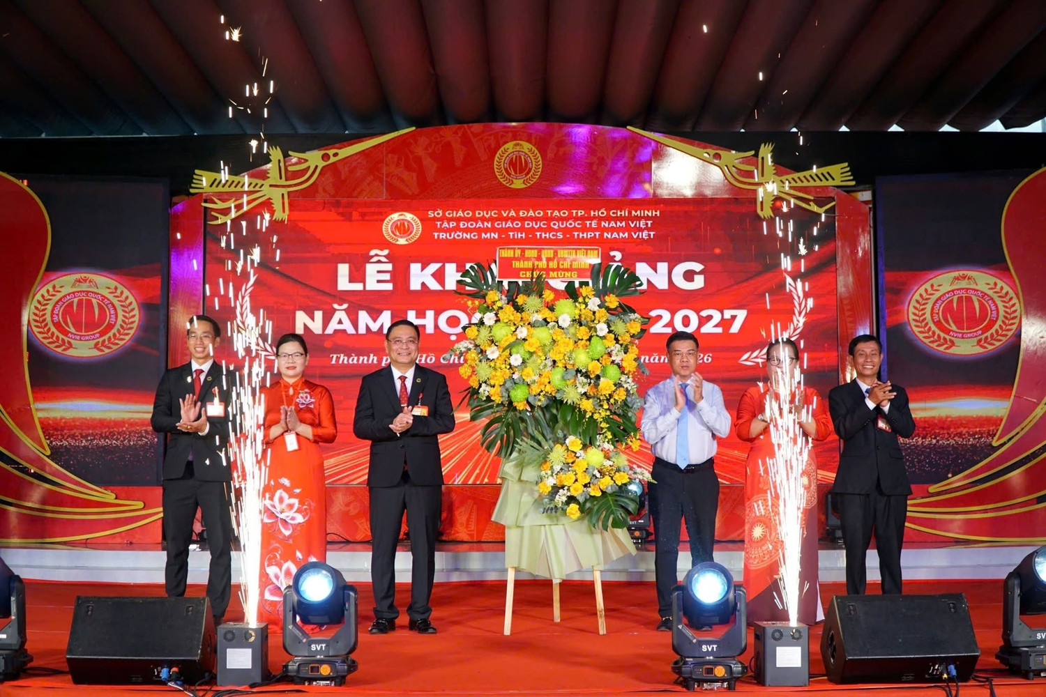 namvietnamhocmoi.jpg