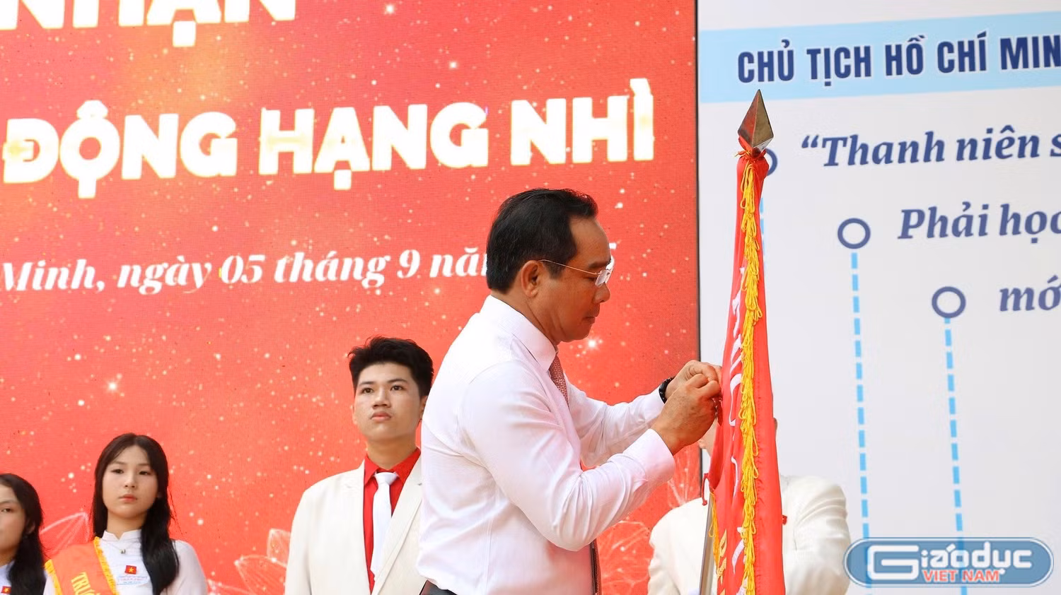 gdvn-cotranphu.jpg