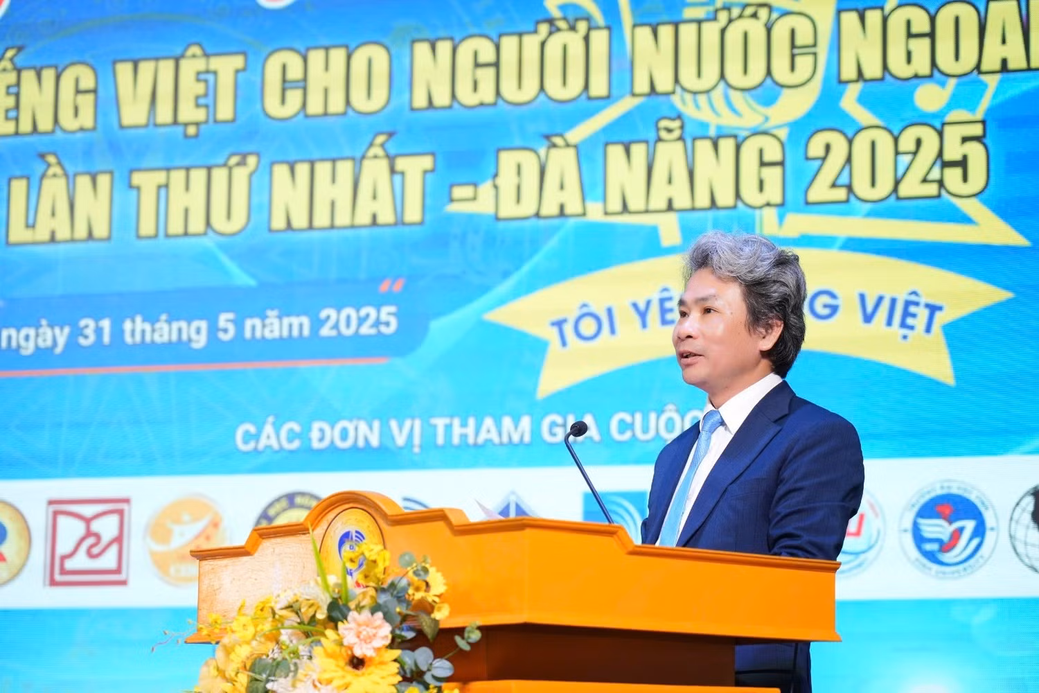 Phó Giáo sư, Tiến sĩ Võ Văn Minh, Hiệu trưởng Trường Đại học Sư phạm - Đại học Đà Nẵng phát biểu khai mạc