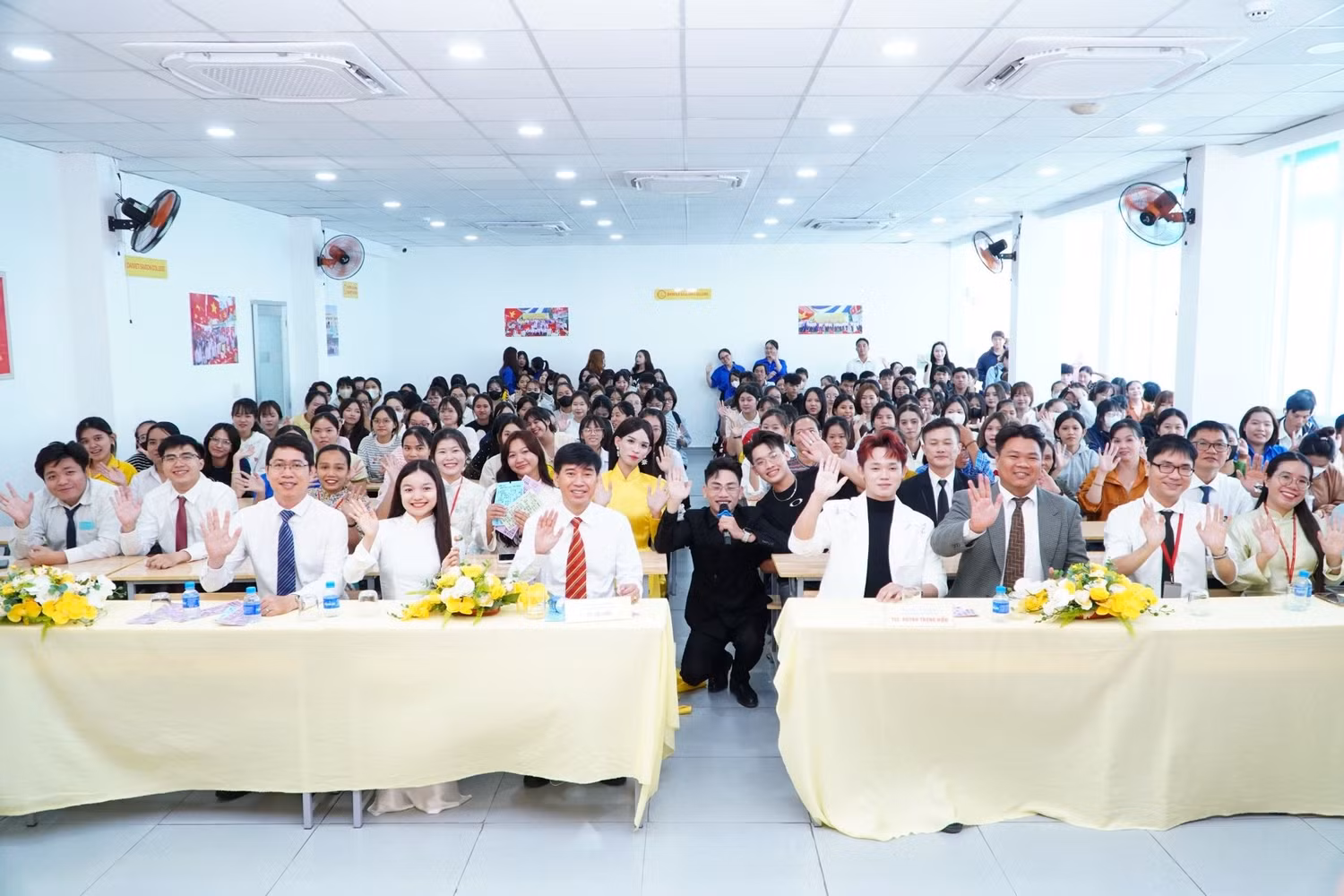 Năm học 2026-2027, Trường Cao đẳng Đại Việt Sài Gòn chào đón hơn 1.500 tân sinh viên. Ảnh: NTCC