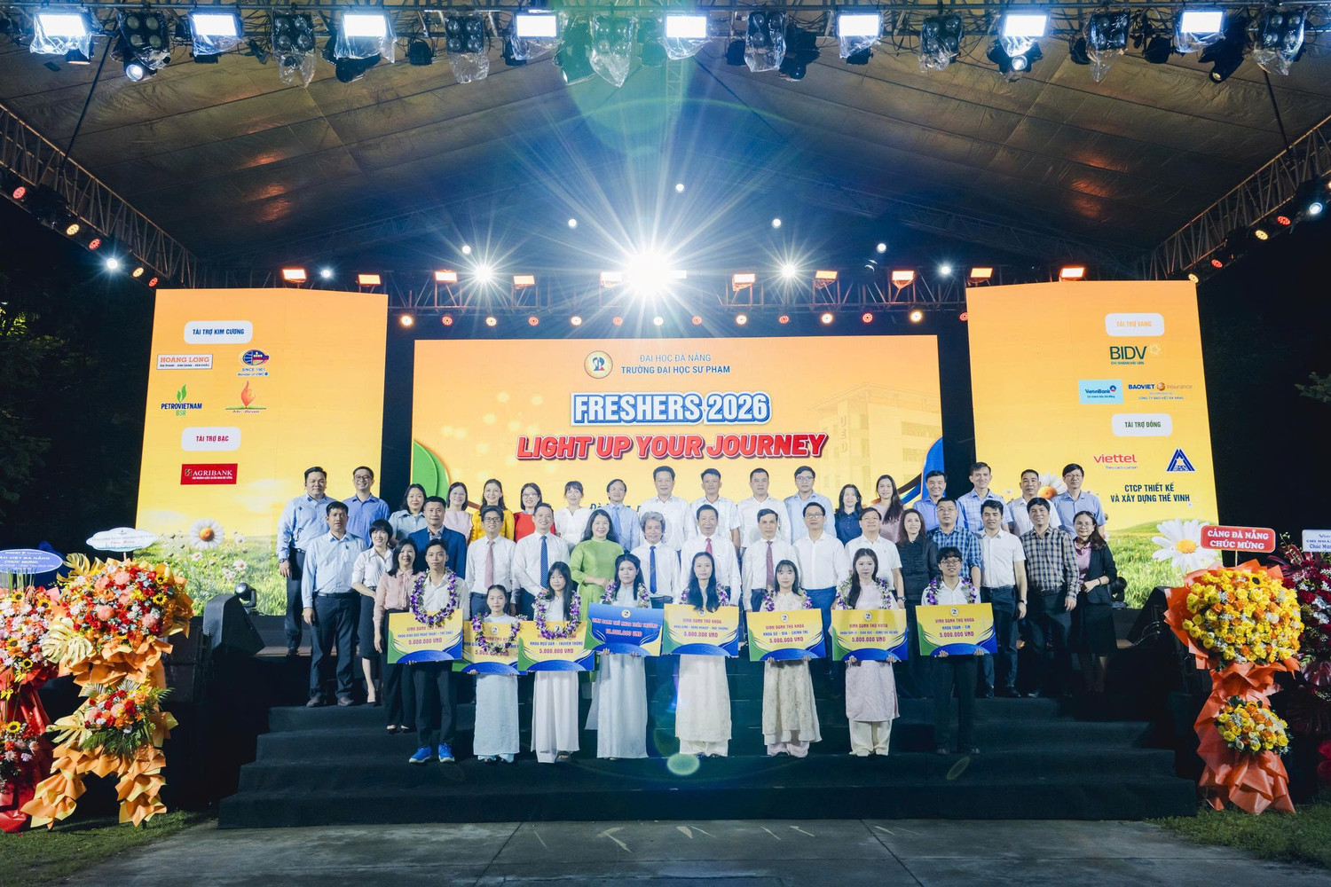 Trường Đại học Sư phạm - Đại học Đà Nẵng vinh danh thủ khoa đầu vào năm 2026. Ảnh: UED