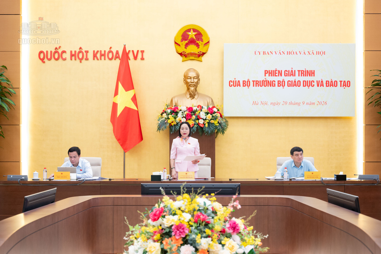 Phó Chủ tịch Quốc hội Nguyễn Thị Thanh phát biểu chỉ đạo tại Phiên giải trình Bộ trưởng Bộ Giáo dục và Đào tạo về tình hình thực hiện chính sách, pháp luật trong lĩnh vực giáo dục và đào tạo. Ảnh: quochoi.vn