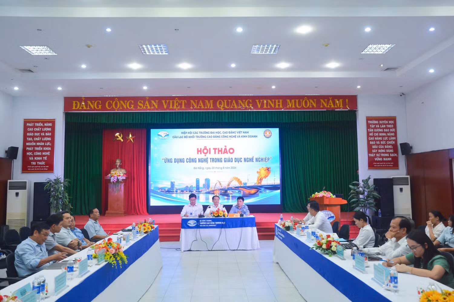 Toàn cảnh hội thảo. Ảnh: NTCC
