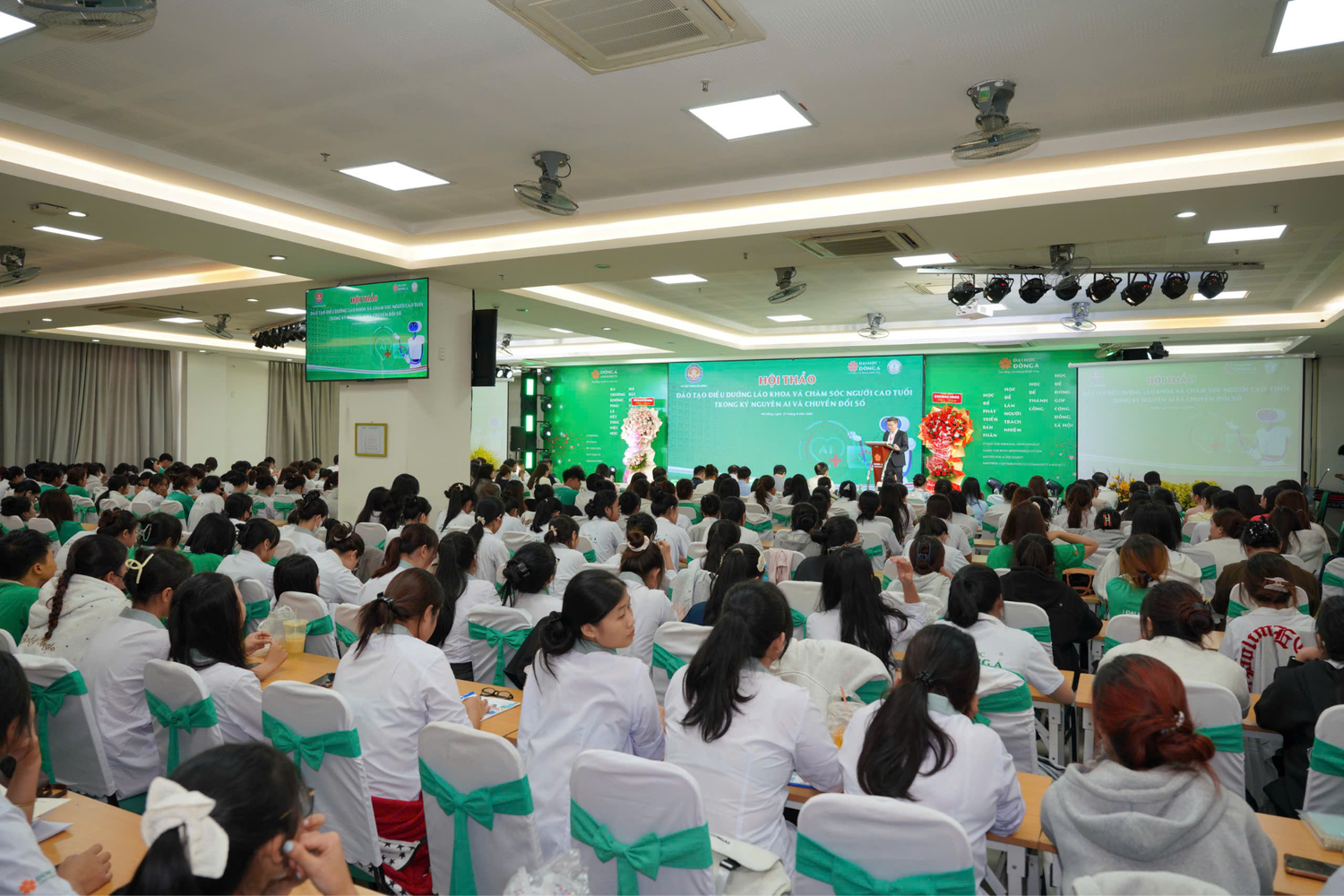Toàn cảnh hội thảo. Ảnh: NTCC