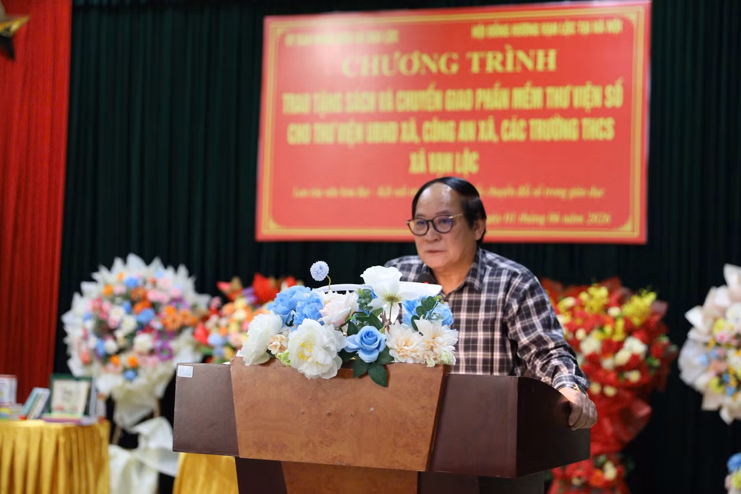 trung-tuong-pgs-ts-dong-dai-loc.jpg