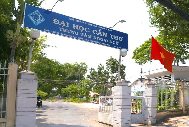 trung-tam-ngoai-ngu-dhct.jpg