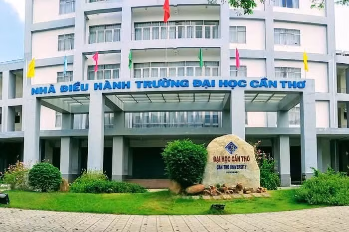 truong-dai-hoc-can-tho-trangtuyensinh.jpg