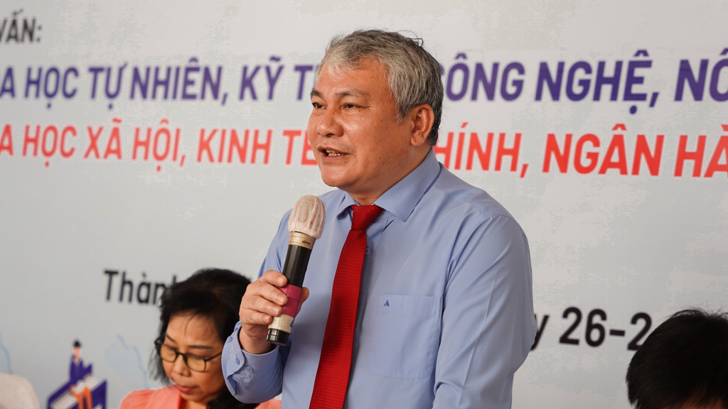 pgs-ts-bui-hoai-thang.png