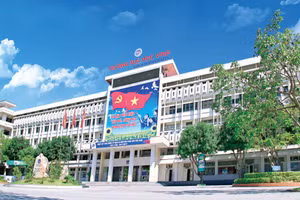Điểm chuẩn năm 2026 của Trường Đại học Vinh, cao nhất ngành Sư phạm Toán học 26,5 điểm