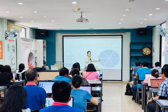 Tổ chuyên môn ở trường phổ thông thống nhất, không tổ chức theo phân hiệu, điểm trường là hợp lý
