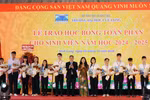 Trường Đại học Cửu Long tặng 46 suất học bổng toàn phần cho tân SV dân tộc Khmer